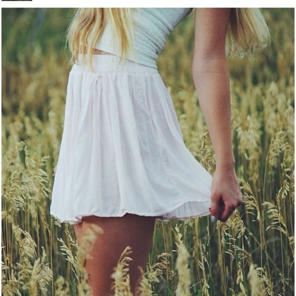 Brandy Melville White Mini Skirt